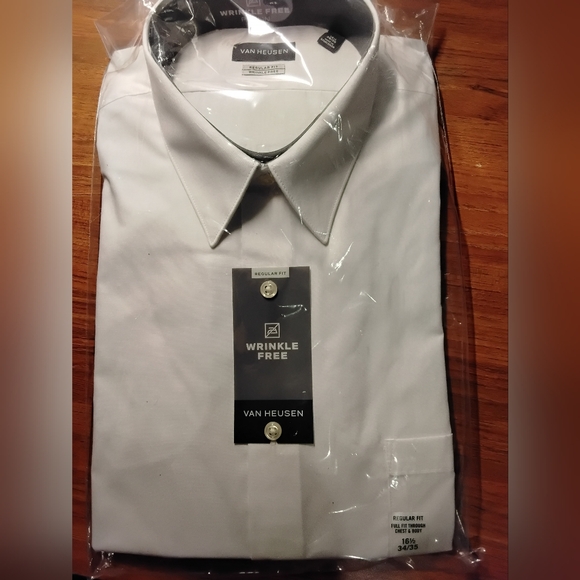 Van Heusen Men's Classic White Dress Shirt - Picture 1 of 5
